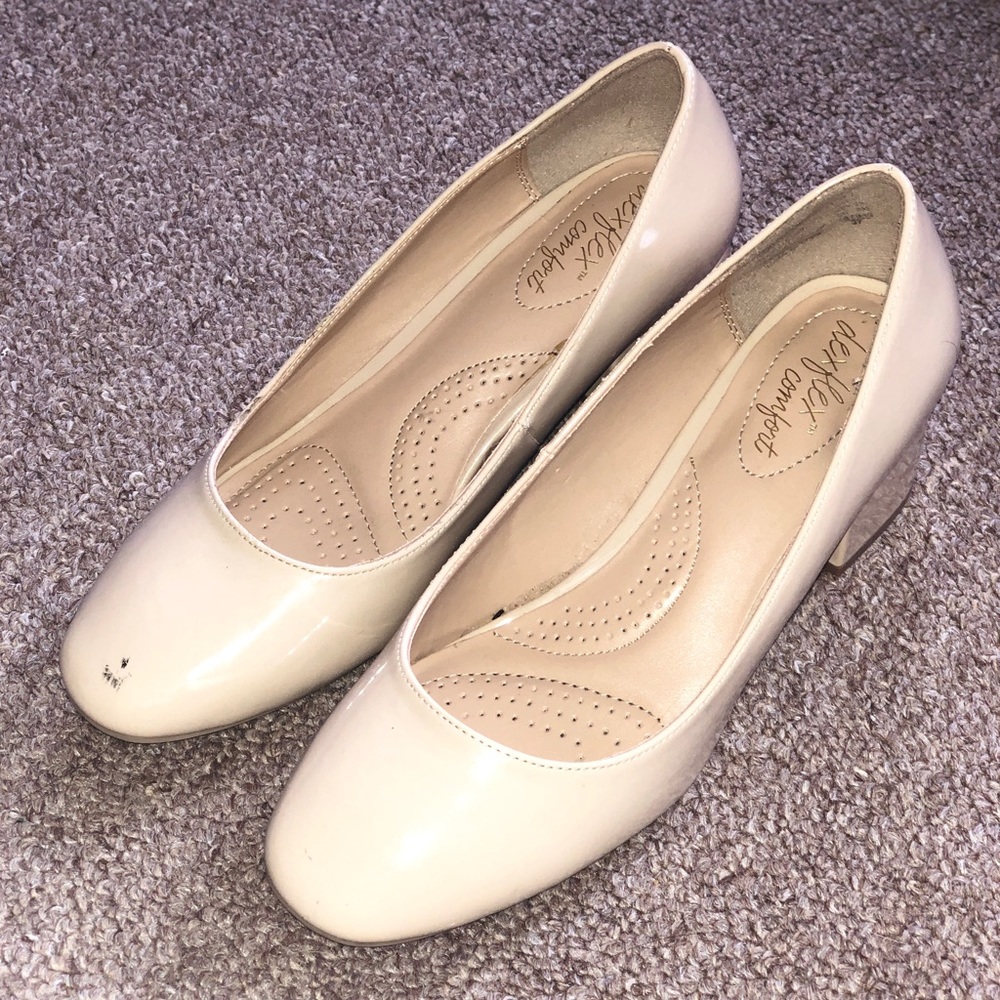 nude heels